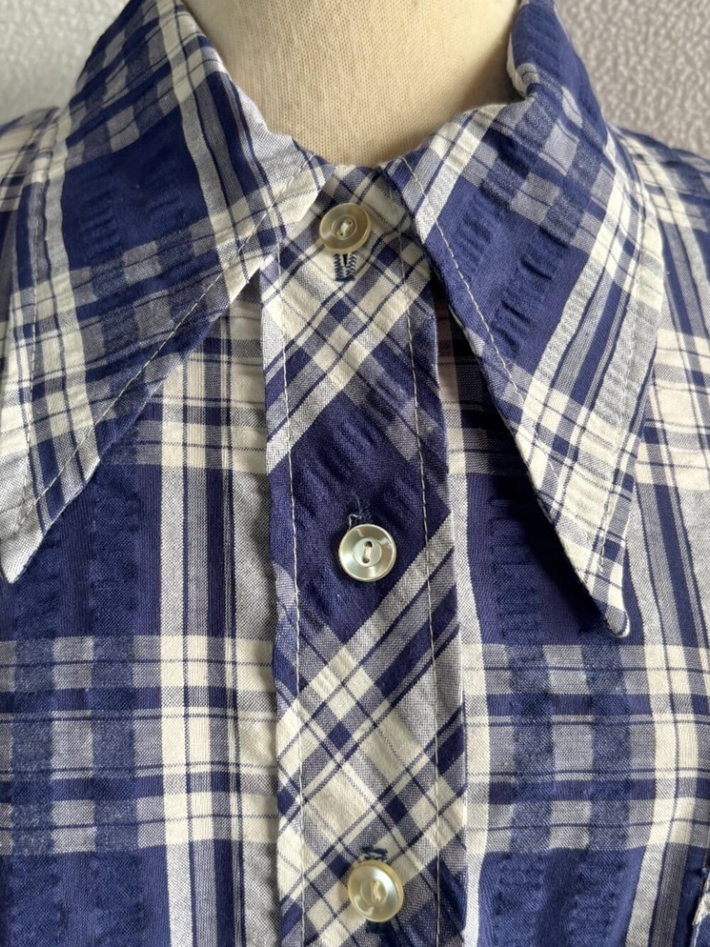 Vintage 1970s Dagger Collar Blue Plaid Crinkly Cotton Hip Length Blouse - Picture 2 of 7